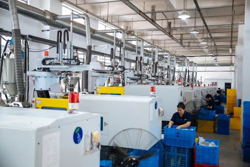 跨境電商全托管模式 商品批發貿易企業的出?！皽p負”新引擎